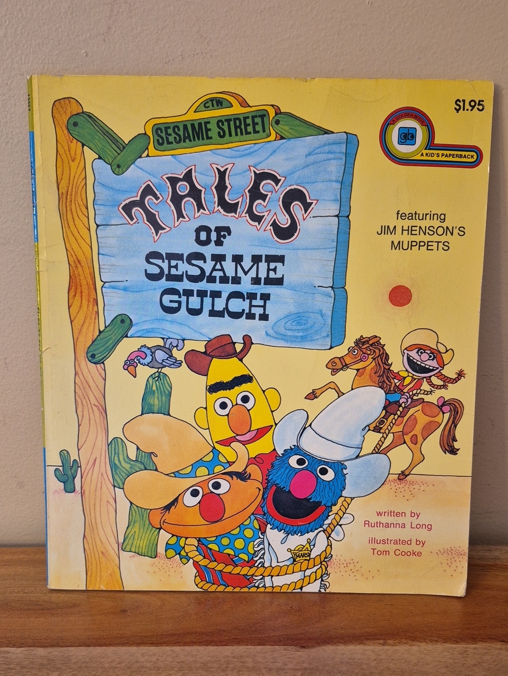 Vinyage 1977 Sesame Street Tales of Sesame Gulch Kids Book - Paperback